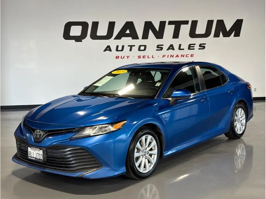 2019 Toyota Camry LE