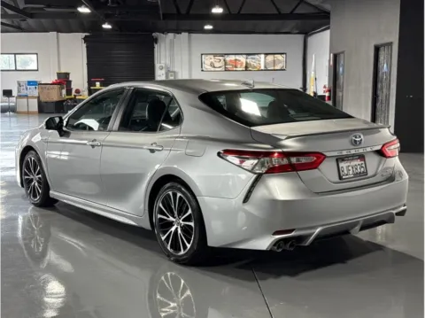 Another view of 2019 Toyota Camry Hybrid SE Sedan 4D for sale in Santa Ana, CA at Quantum Auto Sales - Santa Ana