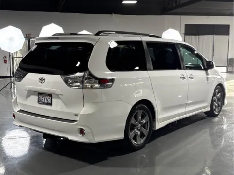 More photos of 2017 Toyota Sienna SE Minivan 4D at Quantum Auto Sales - Santa Ana, CA