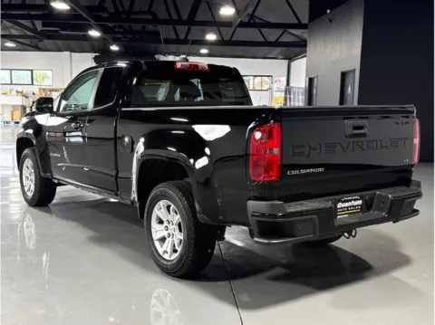 Another view of 2022 Chevrolet Colorado Extended Cab LT Pickup 4D 6 ft for sale in Santa Ana, CA at Quantum Auto Sales - Santa Ana