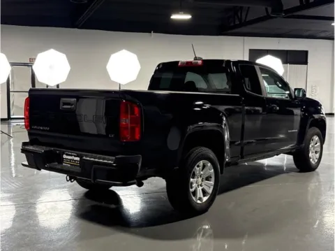 More photos of 2022 Chevrolet Colorado Extended Cab LT Pickup 4D 6 ft at Quantum Auto Sales - Santa Ana, CA