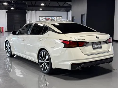 Another view of 2020 Nissan Altima 2.5 SR Sedan 4D for sale in Santa Ana, CA at Quantum Auto Sales - Santa Ana
