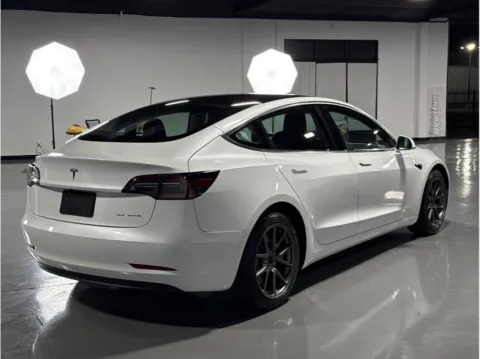 More photos of 2020 Tesla Model 3 Long Range Sedan 4D at Quantum Auto Sales - Santa Ana, CA