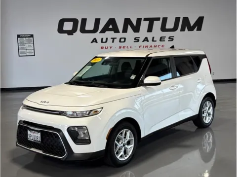 White 2022 Kia Soul LX Wagon 4D for sale in Santa Ana, CA