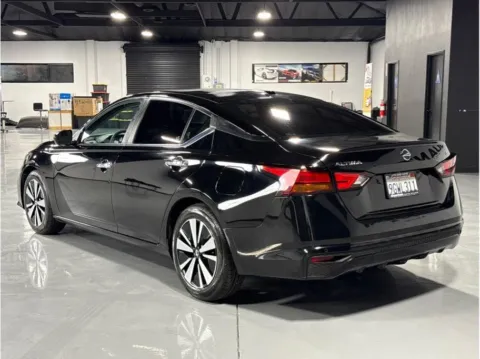 Another view of 2021 Nissan Altima 2.5 SV Sedan 4D for sale in Escondido, CA at Quantum Auto Sales - Escondido