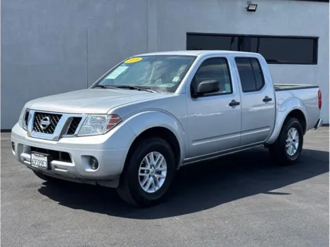 Silver 2019 Nissan Frontier Crew Cab SV Pickup 4D 5 ft for sale in Escondido, CA