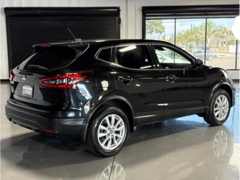 More photos of 2021 Nissan Rogue Sport S Sport Utility 4D at Quantum Auto Sales - Escondido, CA