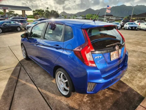 More photos of 2017 Honda Fit LX at Ohana Motors, HI