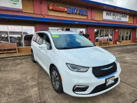 White 2021 Chrysler Pacifica Hybrid Touring L for sale in Lihue, HI