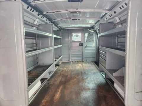 More photos of 2018 Chevrolet Express 2500 Work Van at Ohana Motors, HI