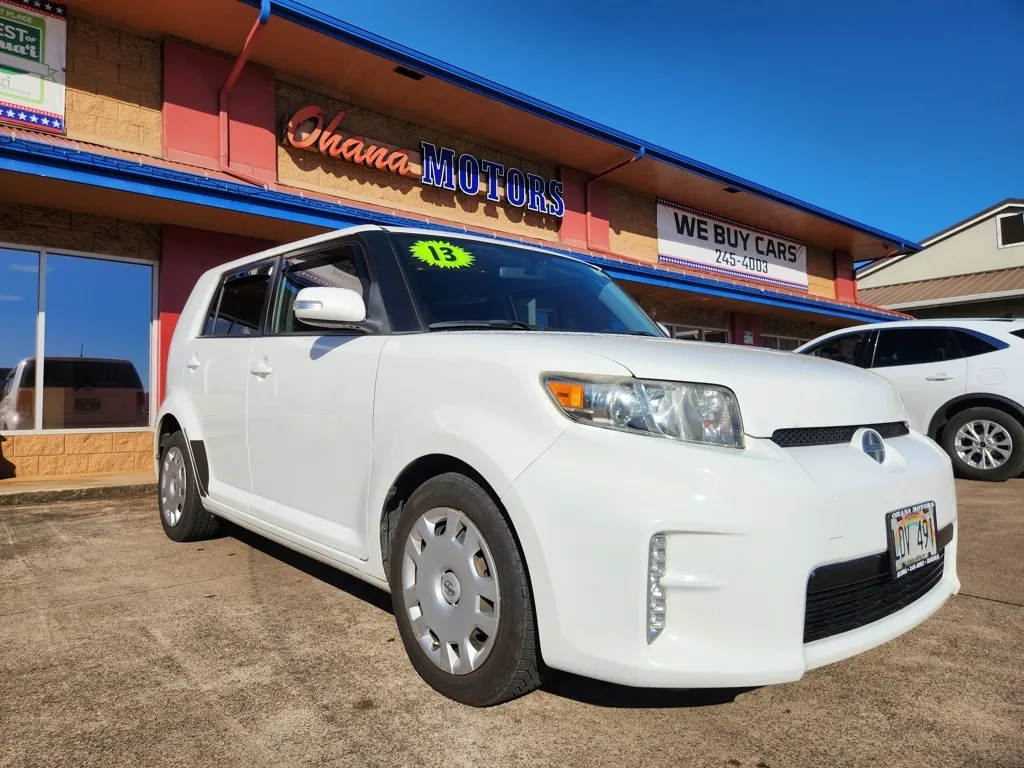 White 2013 Scion xB for sale in Lihue, HI