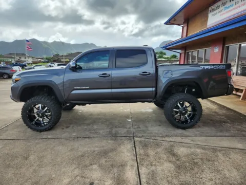 More photos of 2023 Toyota Tacoma TRD Off-Road at Ohana Motors, HI