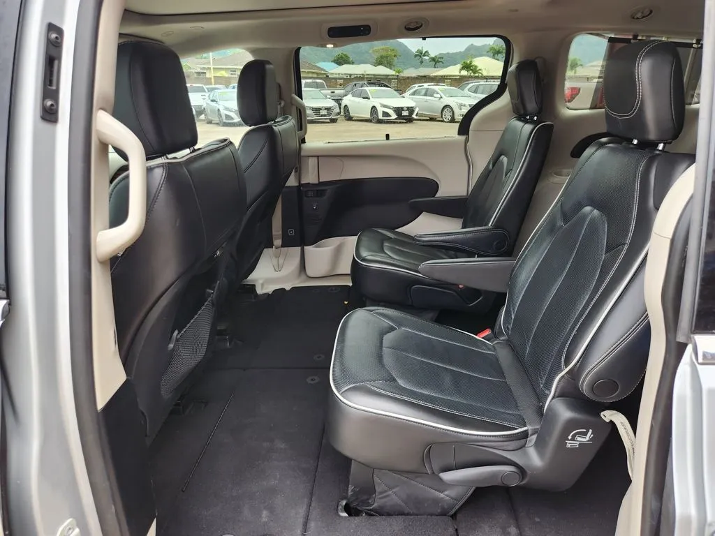 2022 Chrysler Pacifica Limited - Photo 8