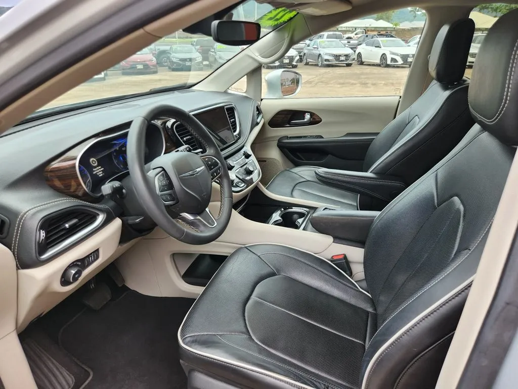 2022 Chrysler Pacifica Limited - Photo 10