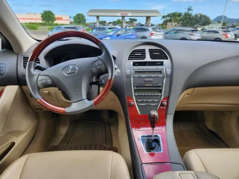 More photos of 2009 Lexus ES 350 at Ohana Motors, HI