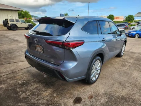 Another view of 2022 Toyota Highlander Hybrid Limited for sale in Lihue, HI at Ohana Motors