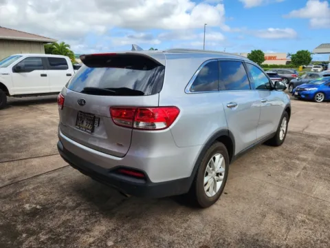 Photos of 2016 Kia Sorento LX for sale in Lihue, HI at Ohana Motors
