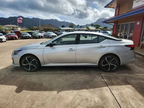 More photos of 2023 Nissan Altima 2.5 SR at Ohana Motors, HI