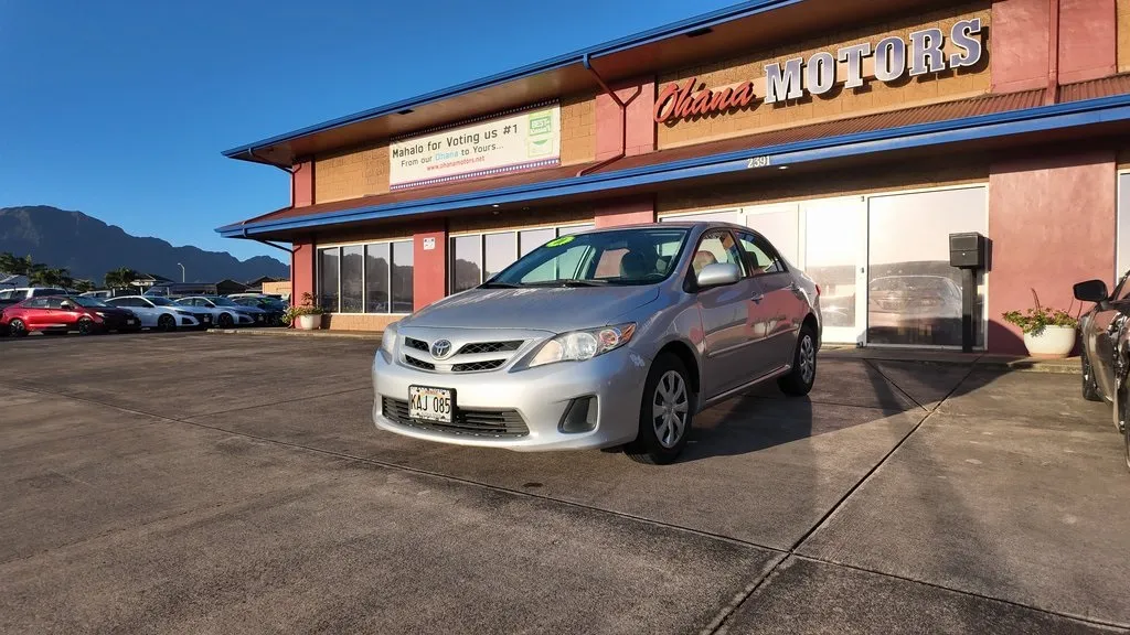 Silver 2011 Toyota Corolla for sale in Lihue, HI