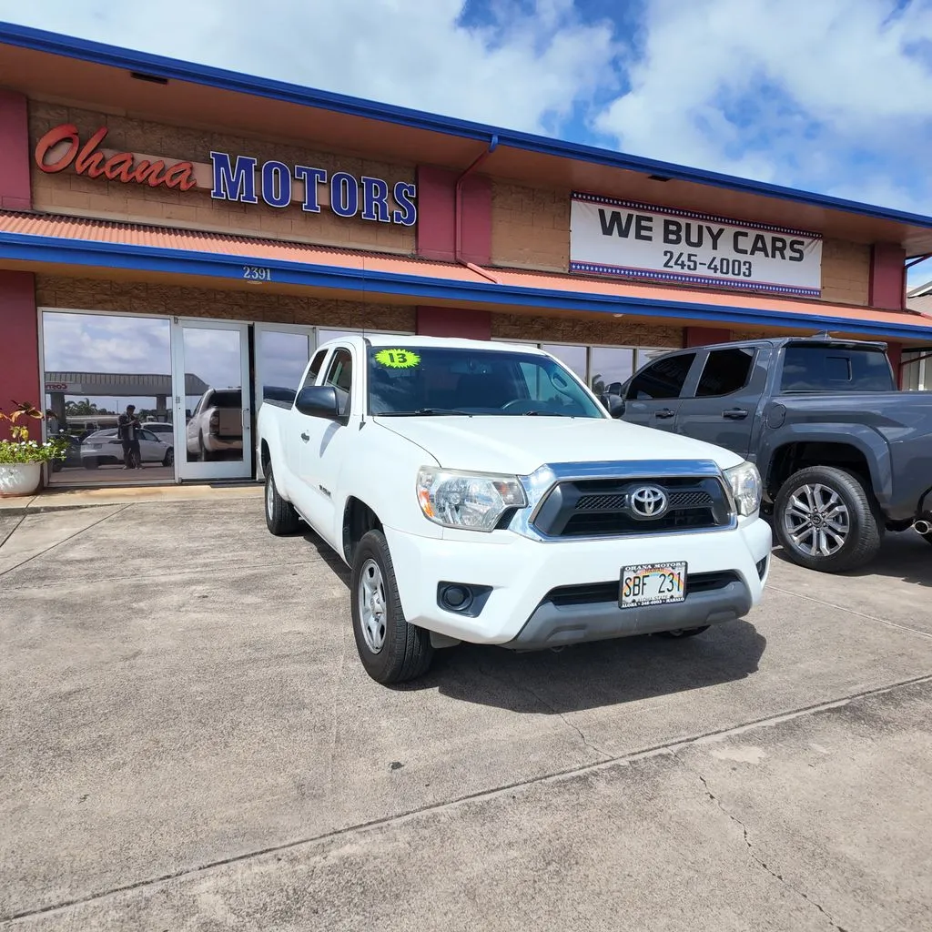 White 2013 Toyota Tacoma for sale in Lihue, HI