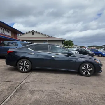 Photos of 2022 Nissan Altima 2.5 SV for sale in Lihue, HI at Ohana Motors
