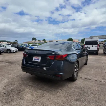 Another view of 2022 Nissan Altima 2.5 SV for sale in Lihue, HI at Ohana Motors