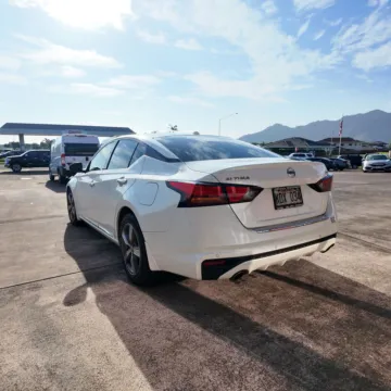 More photos of 2019 Nissan Altima 2.5 SV at Ohana Motors, HI