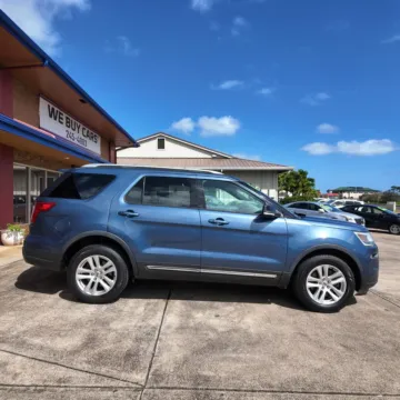 Another view of 2018 Ford Explorer XLT for sale in Lihue, HI at Ohana Motors