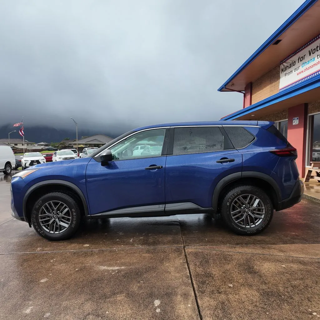 More photos of 2023 Nissan Rogue S at Ohana Motors, HI