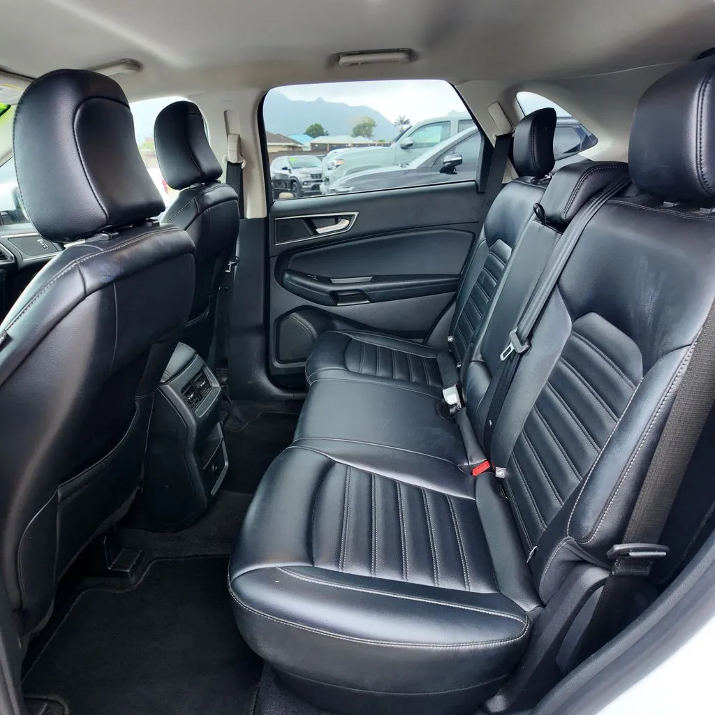 2022 Ford Edge SEL - Photo 9