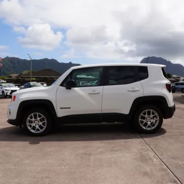 More photos of 2023 Jeep Renegade Latitude at Ohana Motors, HI