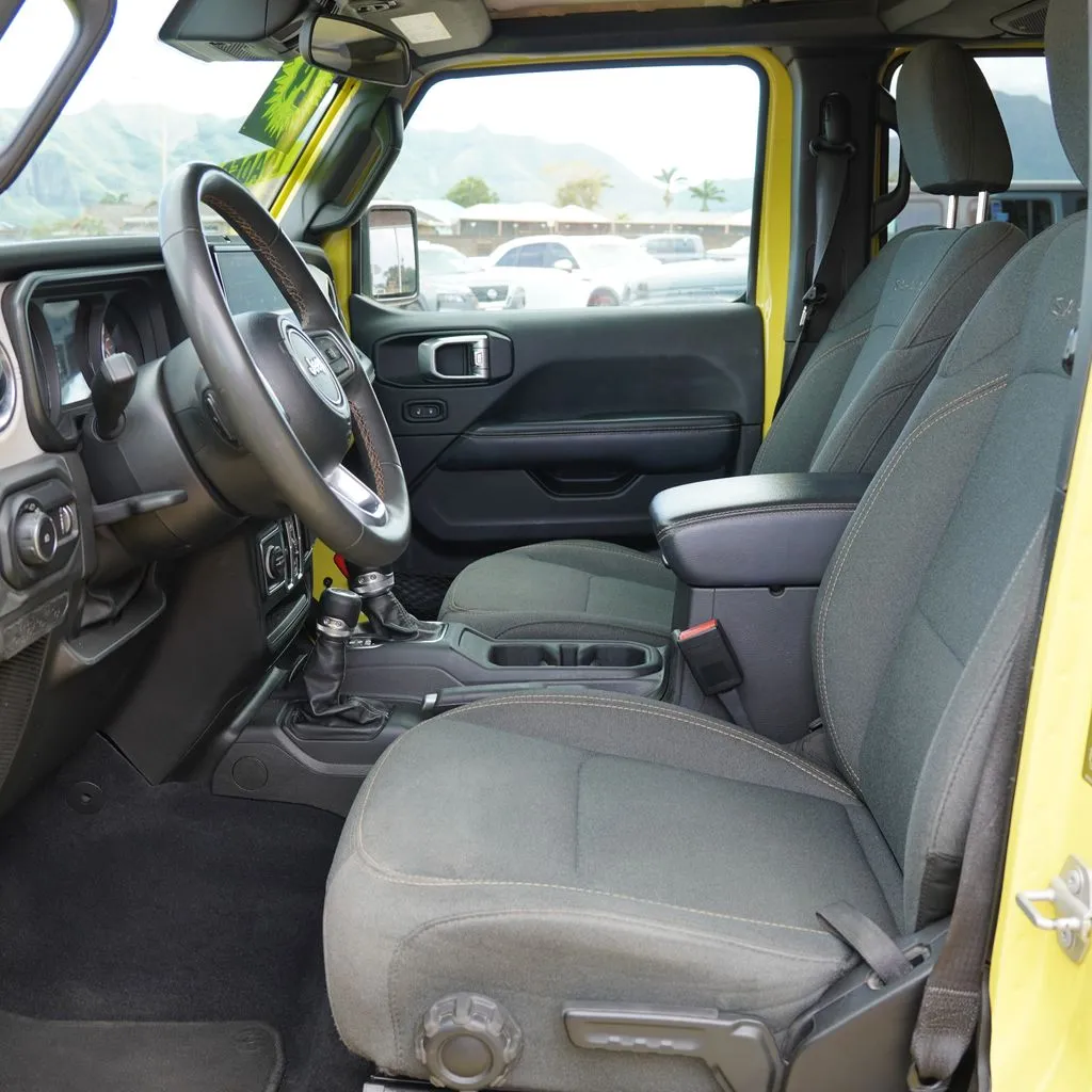 2024 Jeep Wrangler 4-Door Sahara - Photo 11