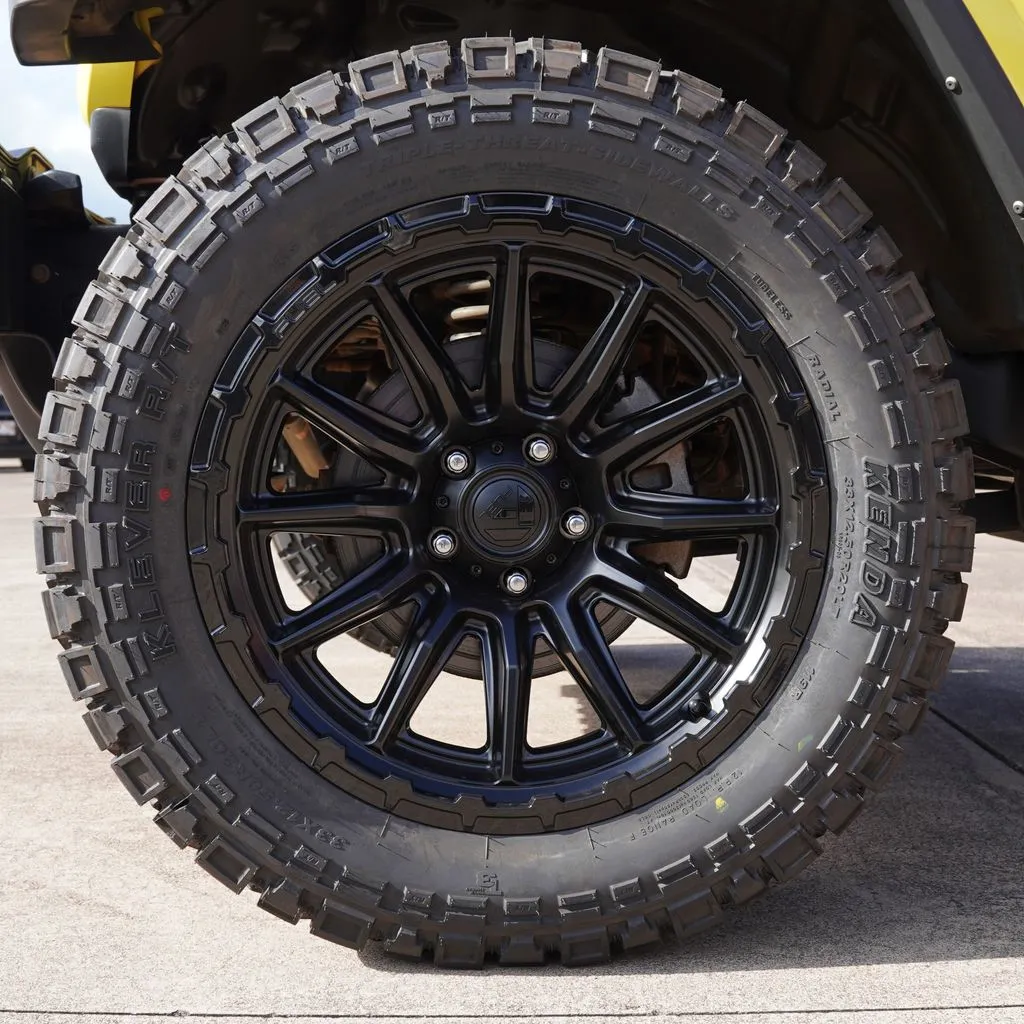 2024 Jeep Wrangler 4-Door Sahara - Photo 8