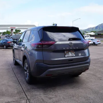 More photos of 2023 Nissan Rogue SV at Ohana Motors, HI
