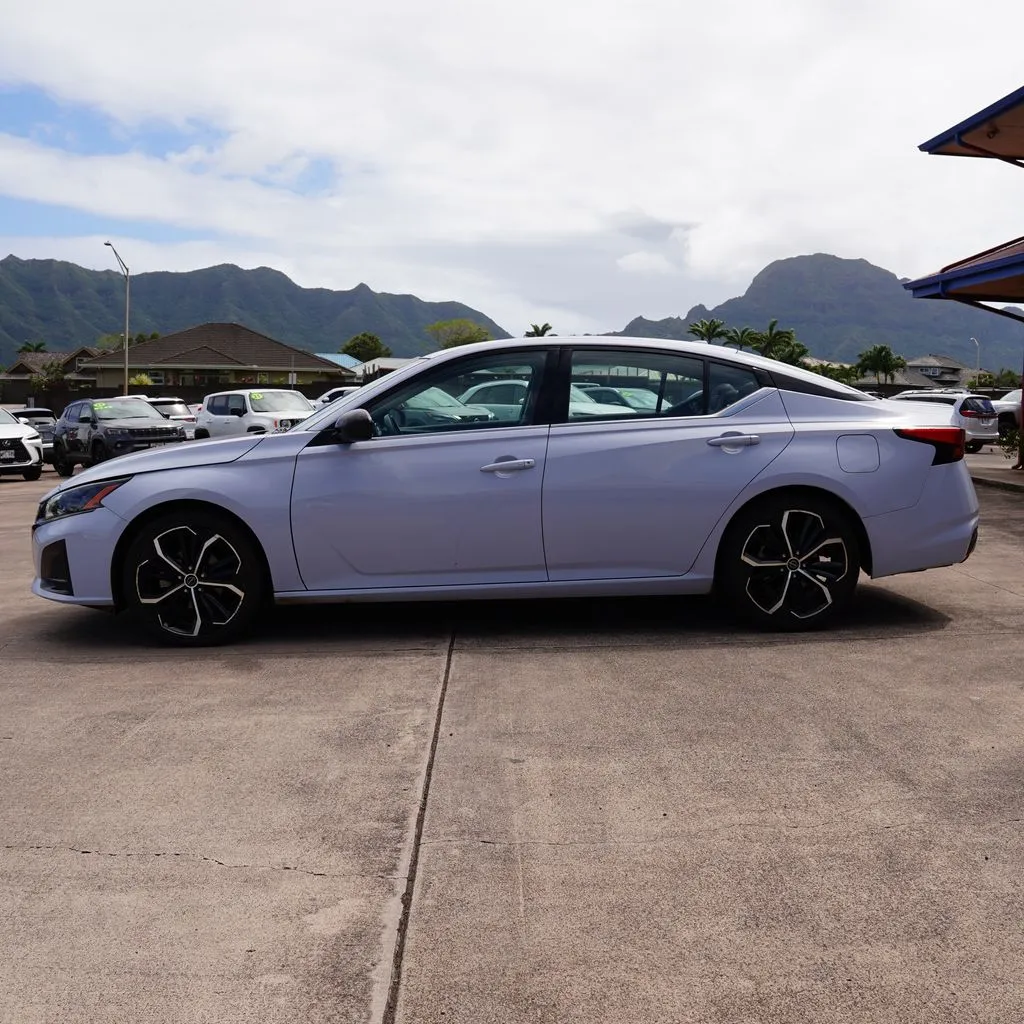More photos of 2023 Nissan Altima 2.5 SR at Ohana Motors, HI