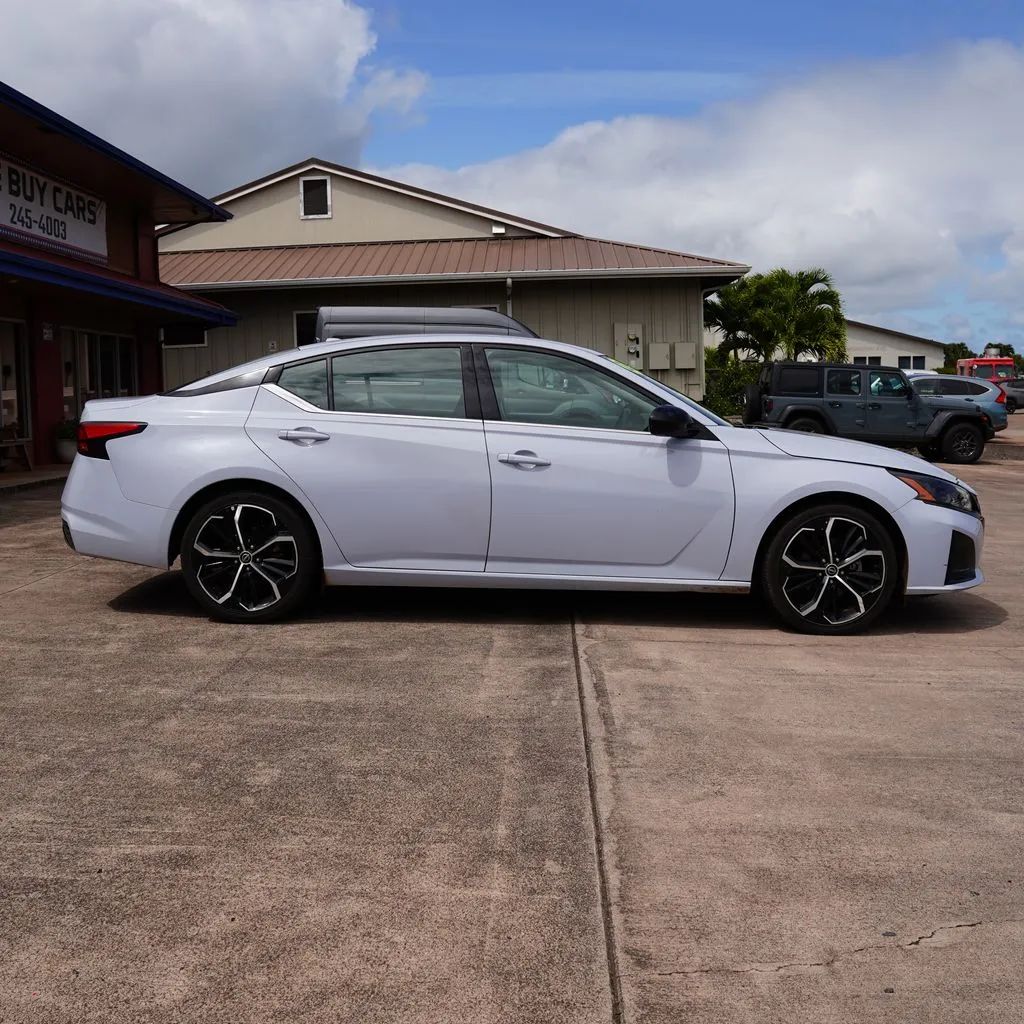 Photos of 2023 Nissan Altima 2.5 SR for sale in Lihue, HI at Ohana Motors