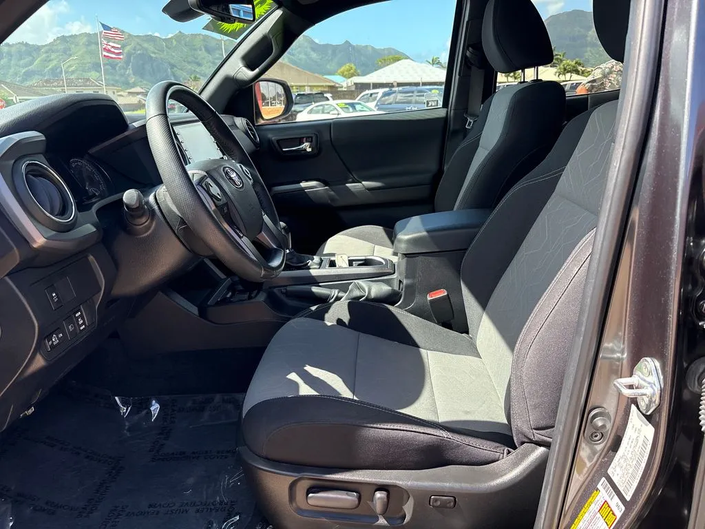 2023 Toyota Tacoma TRD Off Road - Photo 10