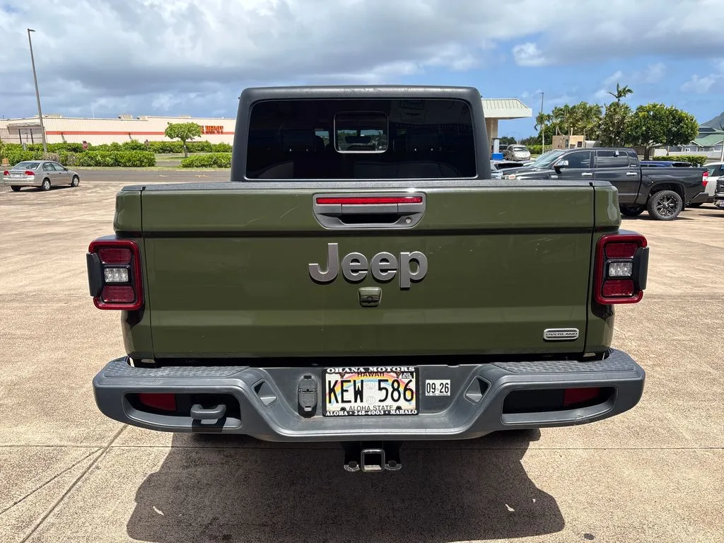 More photos of 2022 Jeep Gladiator Overland at Ohana Motors, HI