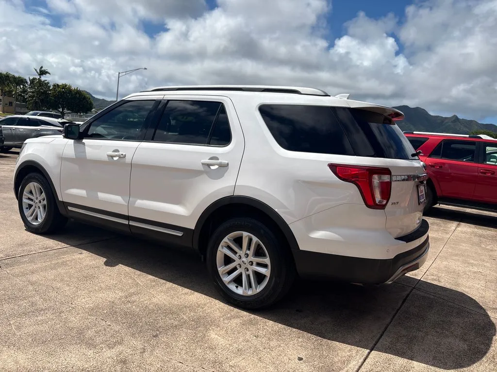 More photos of 2017 Ford Explorer XLT at Ohana Motors, HI