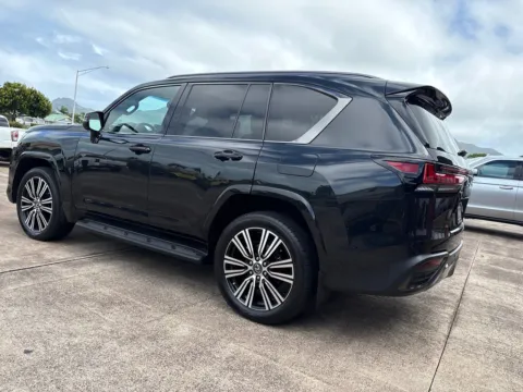 More photos of 2023 Lexus LX 600 Luxury at Ohana Motors, HI