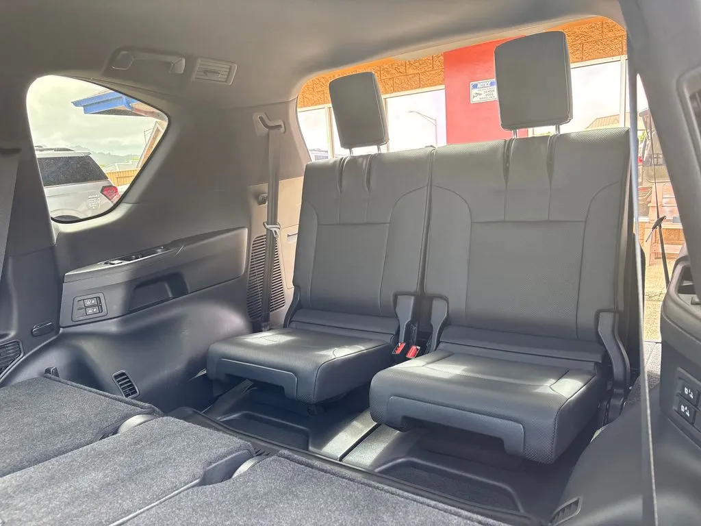 2023 Lexus LX Luxury - Photo 22