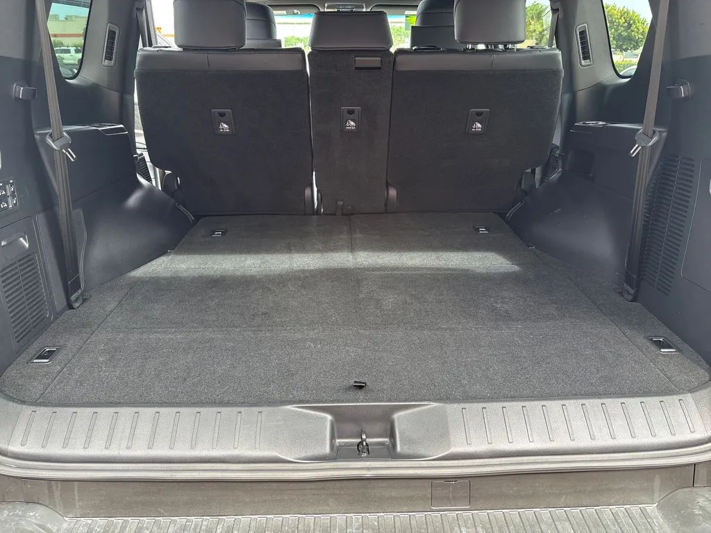2023 Lexus LX Luxury - Photo 14