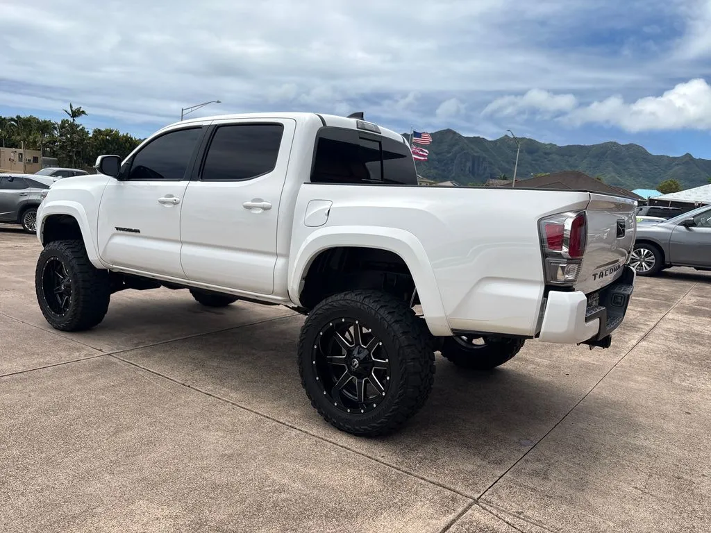 More photos of 2022 Toyota Tacoma TRD Sport at Ohana Motors, HI