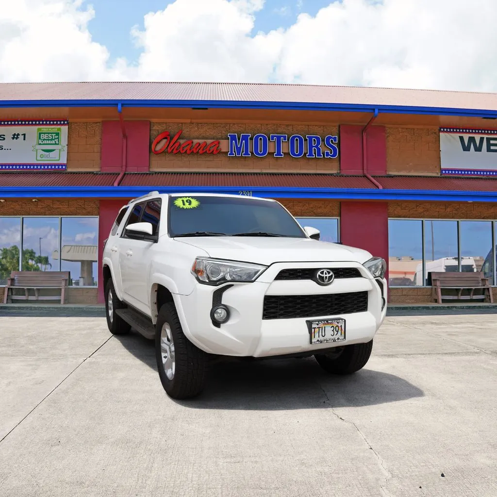 2019 Toyota 4Runner SR5 V6's photo