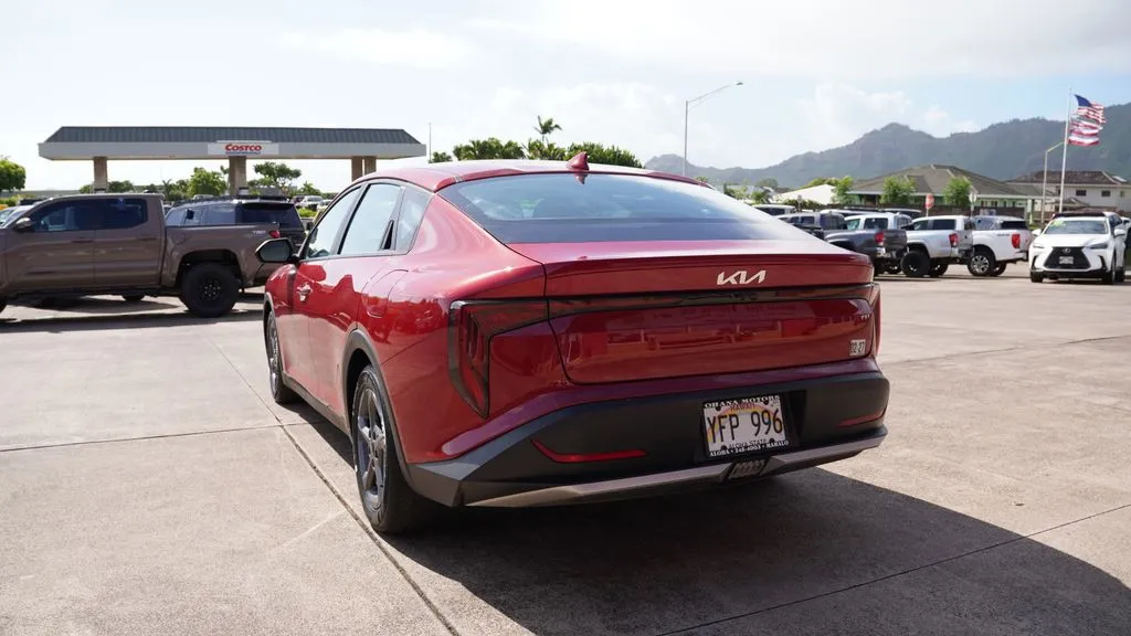 2025 Kia K4 LXS at Ohana Motors, photo 5