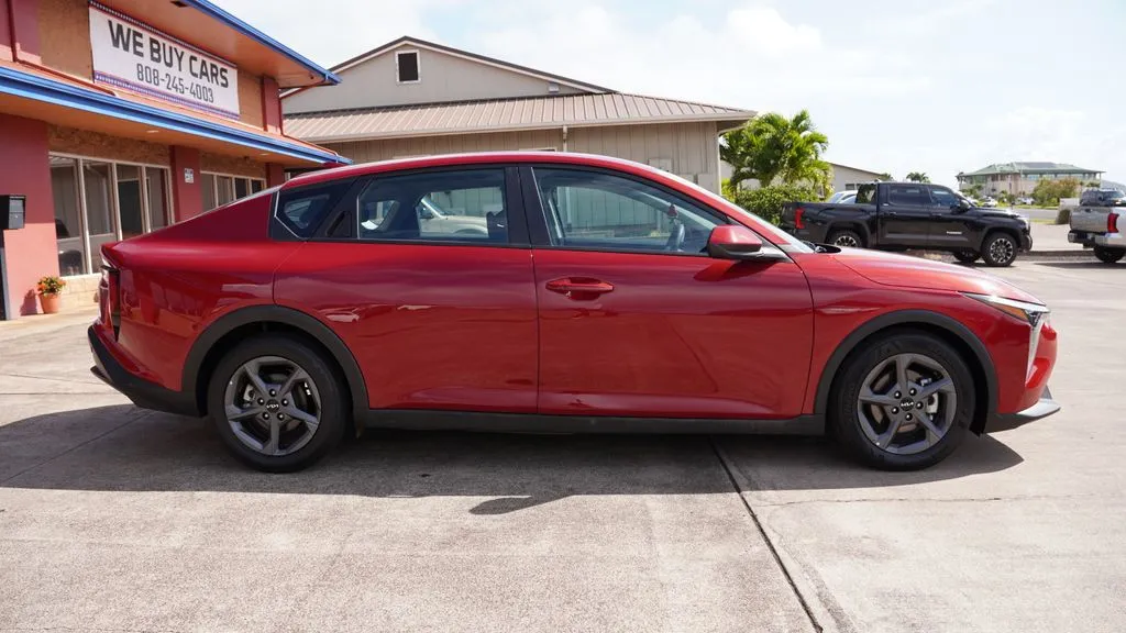 2025 Kia K4 LXS at Ohana Motors, photo 3