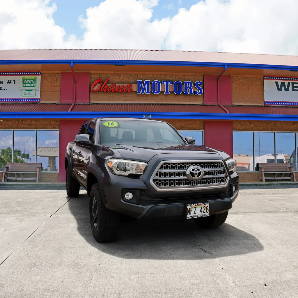 Gray 2016 Toyota Tacoma TRD Off-Road for sale in Lihue, HI