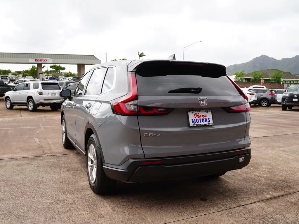 More photos of 2023 Honda CR-V LX at Ohana Motors, HI