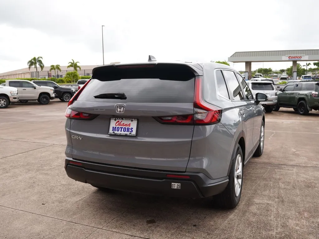 More photos of 2023 Honda CR-V LX at Ohana Motors, HI
