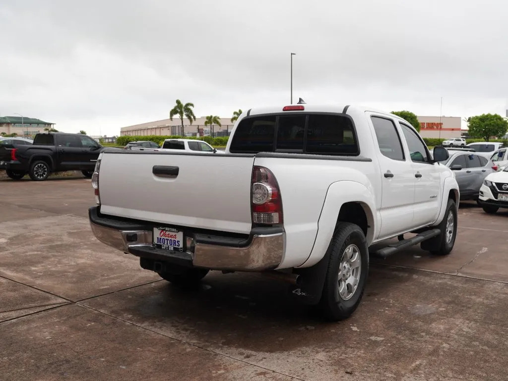 More photos of 2015 Toyota Tacoma at Ohana Motors, HI